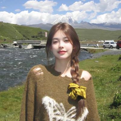 黑色大丽花